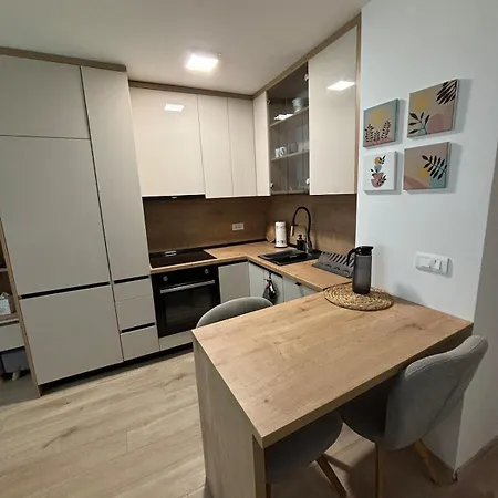 Cherry Hill 公寓 *